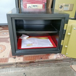 Két Sắt Điện Tử BN37-DT, Đen Đỏ, Việt Tiệp, Nặng 40kg, Két Sắt Bắc Ninh, Két Sắt Việt Tiệp Bắc Ninh.