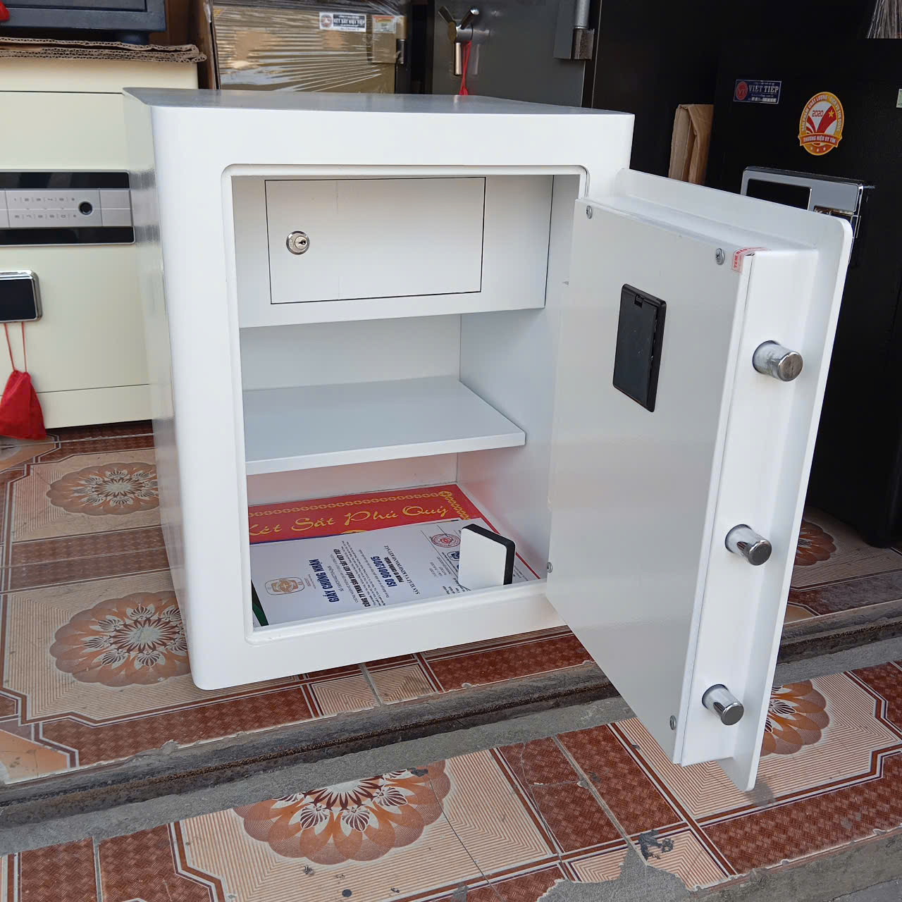 ket-sat-viet-tiep-bac-ninh-ket-sat-bac-ninh (12) Đại Lý Két Sắt Uy Tín Tại Bắc Ninh – Két Sắt Việt Tiệp Bắc Ninh